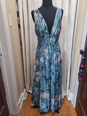 Blue Flora H&M V-Neck Maxi Dress